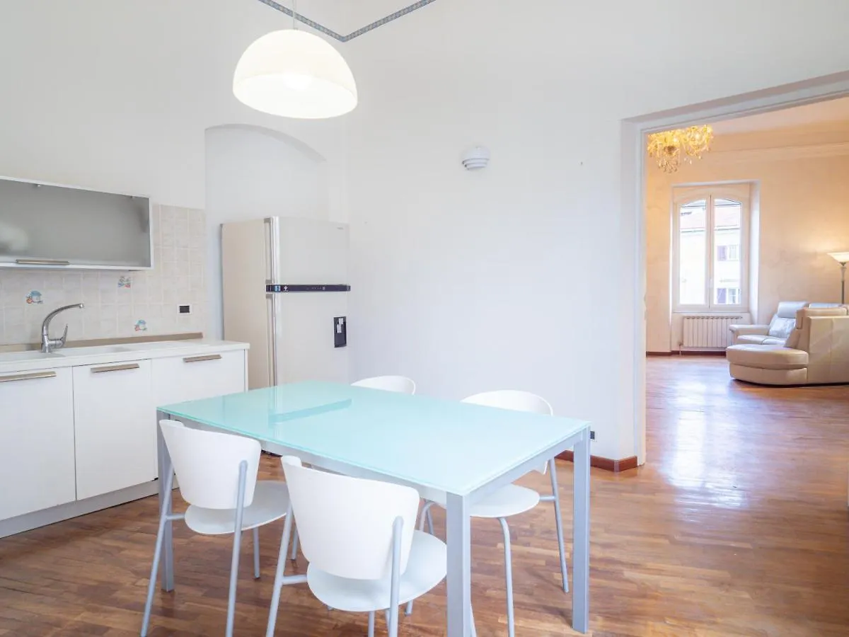 L'Opera Rooms&Suite La Spezia 3*,  Italia
