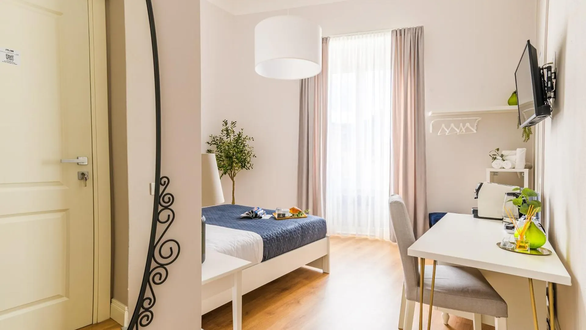 L'Opera Rooms & Suite La Spezia