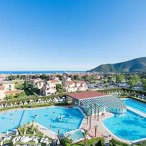 Lejlighedshotel 2 Village, Loano