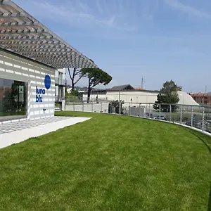 Zajazd Luna Blu, La Spezia
