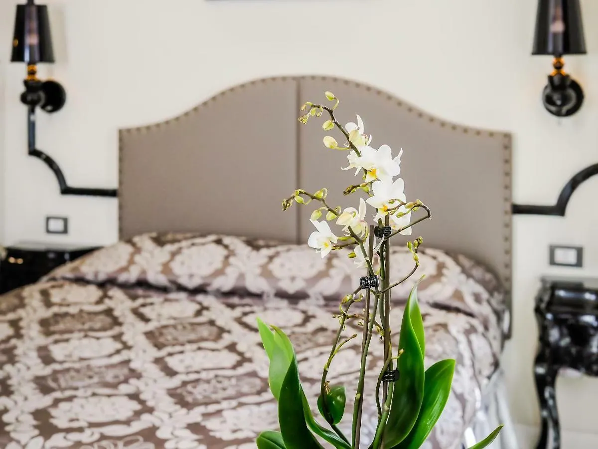L'Opera Rooms & Suite La Spezia