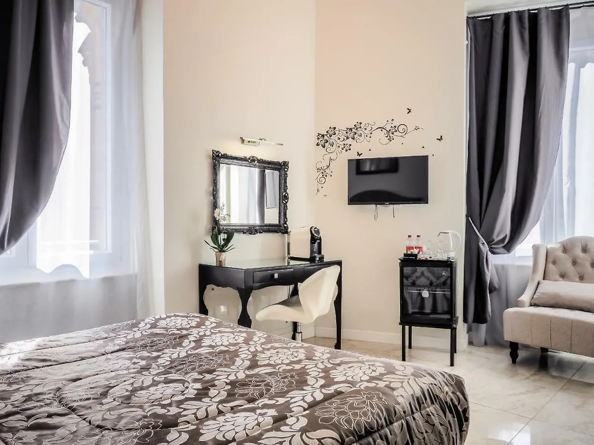 L'Opera Rooms & Suite Специя Гостевой дом